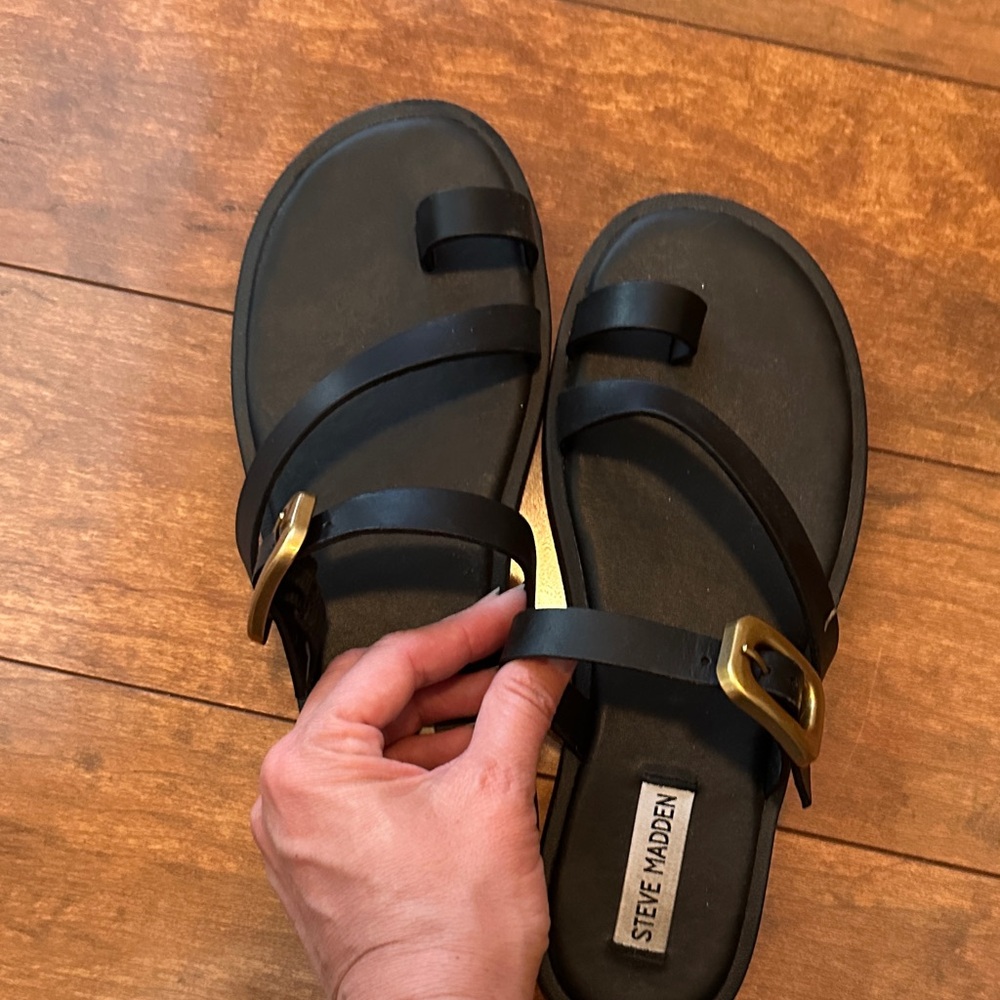 Steve Madden Black Sandals